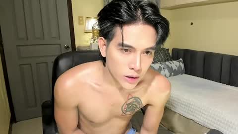 bentlyfuck online show from April 21, 4:23 pm