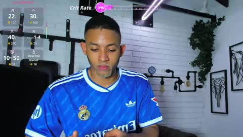 Snapshot of bento_fox chatting on April 26, 8:06 pm bento_fox online show from April 26, 8:06 pm