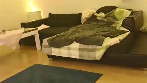 Snapshot of benutzmich0800 chatting on February 26, 1:43 am Benutzmich0800 online show from February 26, 1:43 am