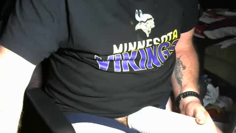 Snapshot of bergeeric1970 chatting on January 21, 2:22 am bergeeric1970 online show from January 21, 2:22 am