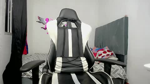 Bergon77 online show from April 7, 5:08 am