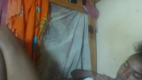 Snapshot of beriziky chatting on February 23, 6:05 pm beriziky online show from February 23, 6:05 pm