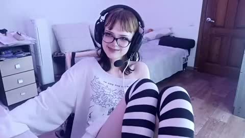 Snapshot of bernaailor chatting on April 15, 7:58 pm Lina online show from April 15, 7:58 pm