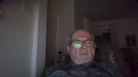 bernard1102 online show from January 2, 2:11 am