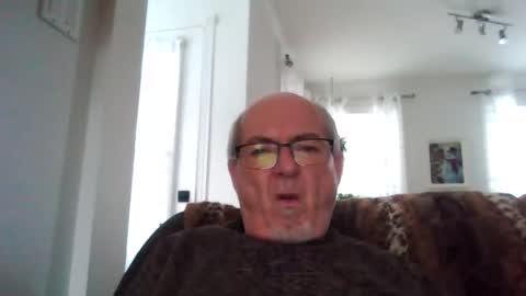 bernard1102 online show from January 3, 1:25 pm