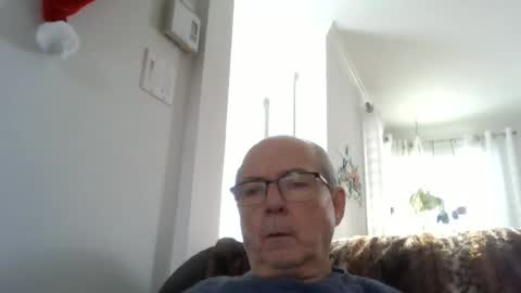 bernard1102 online show from November 29, 4:10 pm