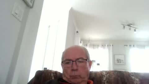 bernard1102 online show from January 17, 2:11 pm