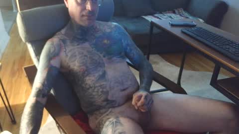 Snapshot of bernhard666 chatting on July 19, 3:16 pm bernhard666 online show from July 19, 3:16 pm