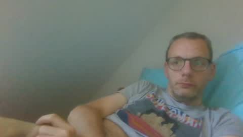 Snapshot of bernie484237 chatting on July 10, 8:07 am Bernie online show from July 10, 8:07 am