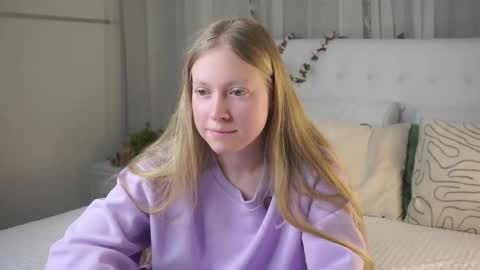 Mira online show from March 22, 12:30 pm