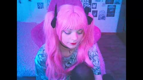 Snapshot of berriekitten chatting on May 17, 1:58 am BerrieKitten online show from May 17, 1:58 am