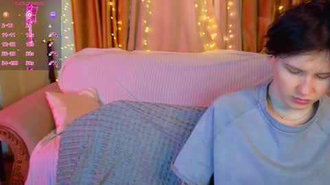 Your sweet Tara and Eva online show from January 8, 7:10 am