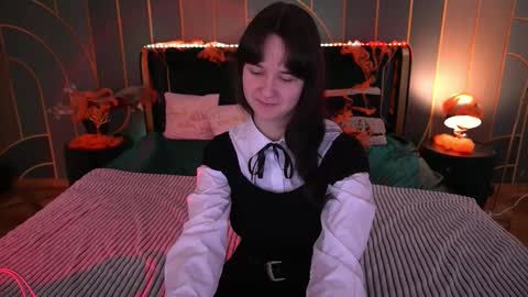 Violette online show from October 26, 7:25 am