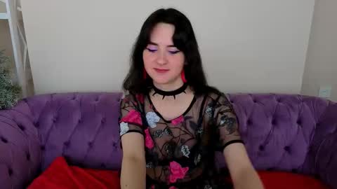 Violette online show from March 17, 2:31 pm