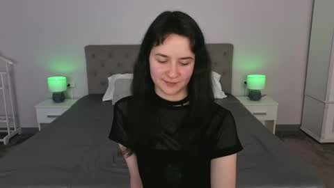 Violette online show from April 27, 8:18 pm