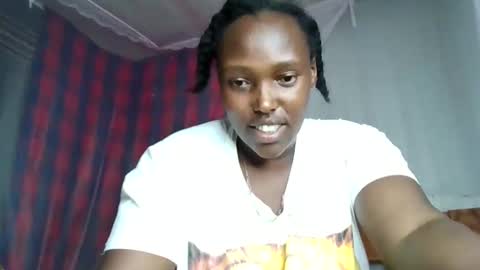 Snapshot of berrythighs chatting on March 14, 1:49 pm berrythighs online show from March 14, 1:49 pm