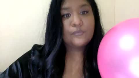 Snapshot of bess_eva chatting on July 15, 7:24 am Bess Eva online show from July 15, 7:24 am