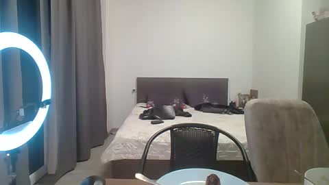 Snapshot of best_ass2000 chatting on March 9, 9:14 pm best_ass2000 online show from March 9, 9:14 pm