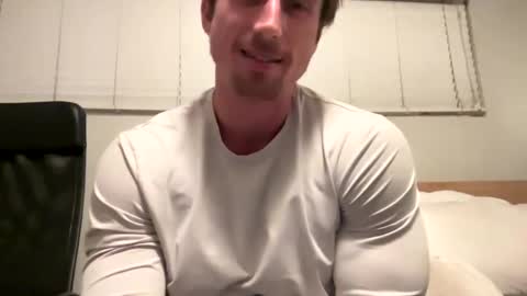 Snapshot of bestcoast35 chatting on March 6, 7:47 am Bestcoast3579 online show from March 6, 7:47 am