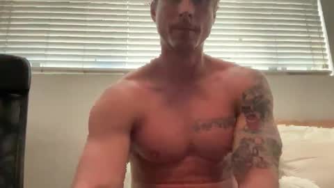 Bestcoast3579 online show from March 5, 8:05 pm