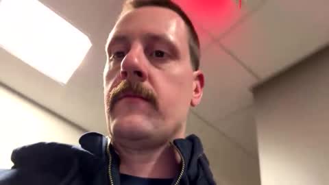 Snapshot of bestfriend123456 chatting on February 27, 1:27 am bestfriend123456 online show from February 27, 1:27 am