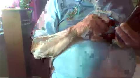 Snapshot of bestmann979994 chatting on December 19, 12:12 pm bestmann979994 online show from December 19, 12:12 pm