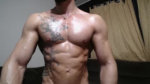 Snapshot of bestmuscle chatting on May 7, 8:25 pm bestmuscle online show from May 7, 8:25 pm