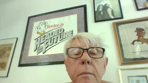 Snapshot of bestshot1951 chatting on May 4, 2:24 pm bestshot1951 online show from May 4, 2:24 pm