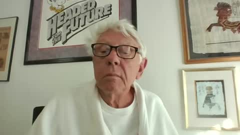 Snapshot of bestshot1951 chatting on June 24, 11:42 am bestshot1951 online show from June 24, 11:42 am