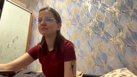 Snapshot of bethaniemeister chatting on November 16, 8:20 am Eva online show from November 16, 8:20 am