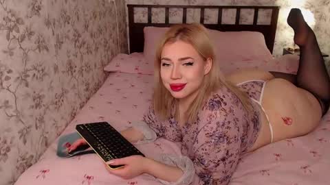 bethflatcher online show from April 18, 9:24 am