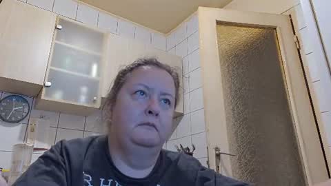 Snapshot of bethnorth chatting on July 9, 11:31 pm bethnorth online show from July 9, 11:31 pm