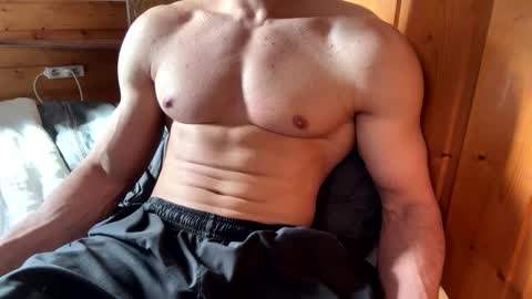 Snapshot of betterthanmen chatting on March 12, 2:56 pm betterthanmen online show from March 12, 2:56 pm