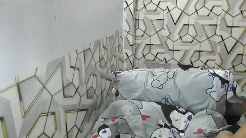 Snapshot of betty1105 chatting on December 9, 2:34 am betty1105 online show from December 9, 2:34 am