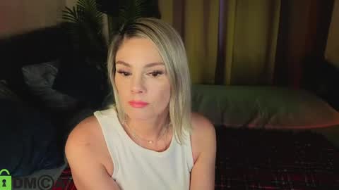 Snapshot of betty_brock chatting on May 21, 9:16 am Betty online show from May 21, 9:16 am