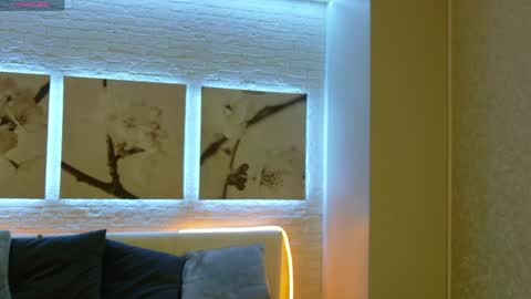 Betty online show from March 30, 8:32 pm