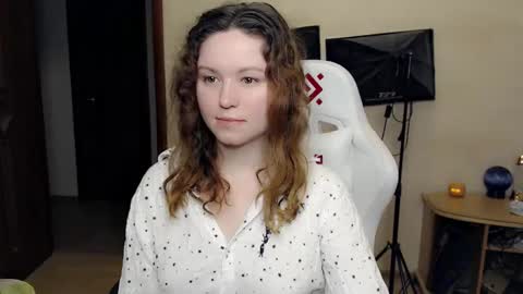 Snapshot of bettystar_ chatting on October 14, 9:26 pm Betty online show from October 14, 9:26 pm