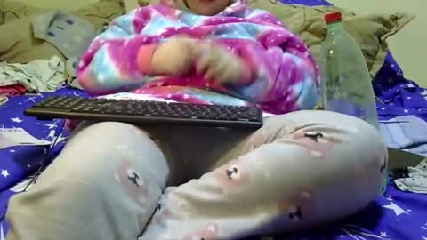 bety25 online show from January 10, 9:53 pm