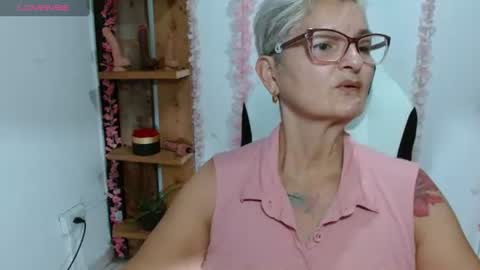 Snapshot of bety_cum3 chatting on July 16, 7:31 pm bibiana online show from July 16, 7:31 pm