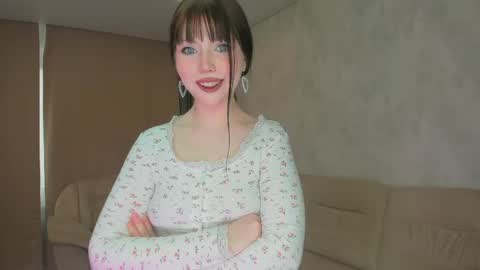 Snapshot of beverlyvegas chatting on May 13, 5:27 am Jany online show from May 13, 5:27 am