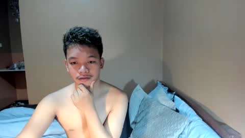 Snapshot of bexyourxman chatting on May 27, 2:08 am Adrian online show from May 27, 2:08 am