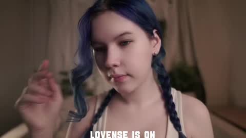 Eliz online show from December 23, 1:36 am