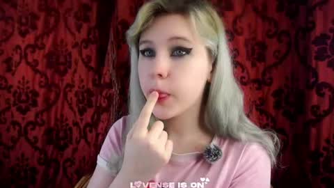 Snapshot of bezuya chatting on July 25, 1:25 am Eliz online show from July 25, 1:25 am