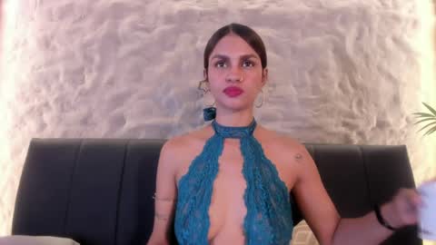 Snapshot of bianca_angel_ chatting on May 21, 8:05 pm bianca_angel_ online show from May 21, 8:05 pm
