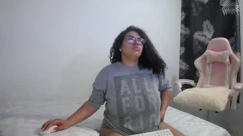 Bianca Tuesday to Sunday from 2am to 6am UTC-5 online show from February 18, 9:27 am