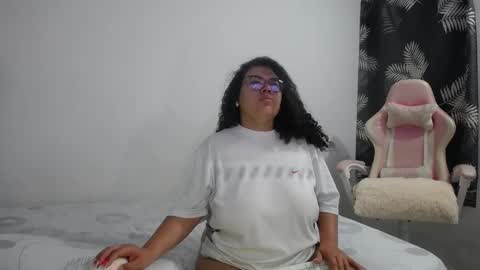 Bianca Tuesday to Sunday from 2am to 6am UTC-5 online show from February 28, 9:21 am