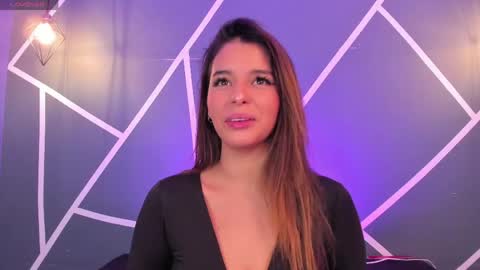Snapshot of bianca_vega_ chatting on May 5, 11:18 am bianca_vega_ online show from May 5, 11:18 am