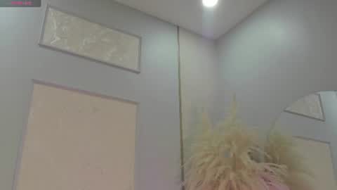 Snapshot of bianca_vega_ chatting on July 1, 11:12 am bianca_vega_ online show from July 1, 11:12 am