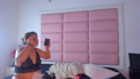 Snapshot of biancaarossii chatting on July 9, 12:31 pm biancaarossii online show from July 9, 12:31 pm