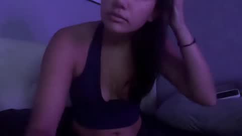Snapshot of biancaaxalvez chatting on June 30, 9:43 am biancaaxalvez online show from June 30, 9:43 am